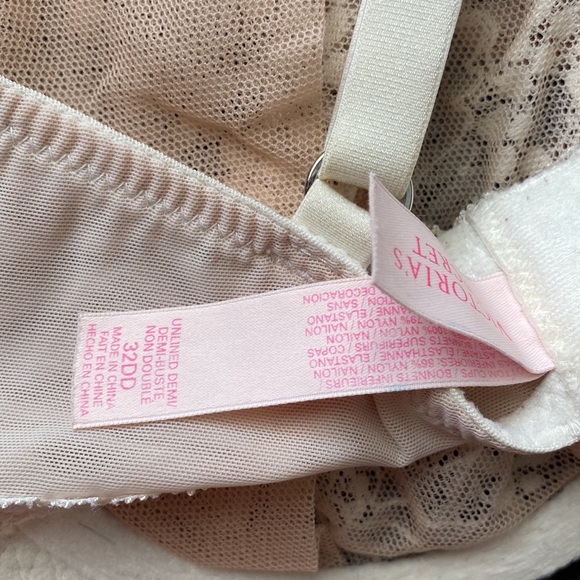 Unlined bra - Picture 3 of 3